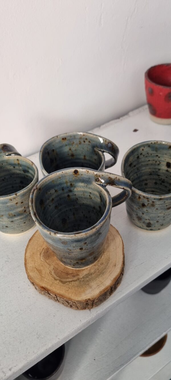 Tasse en céramique droitière - Bleu Gris – Image 2