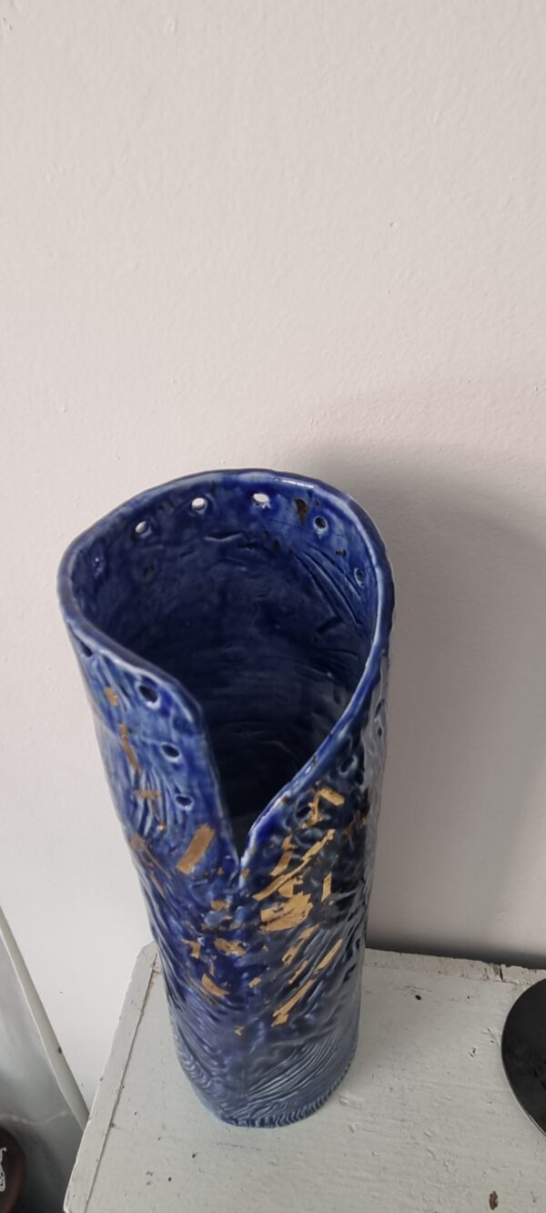 Vase déco - Porcelaine - Bleu et feuille d'or – Image 6